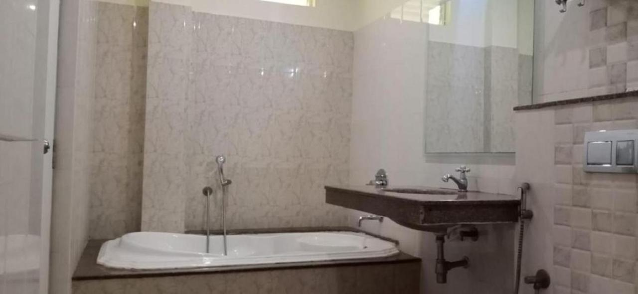 צ'נאי Cinemascope An Apart Hotel מראה חיצוני תמונה